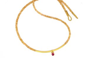 Collier Safire-Rubin